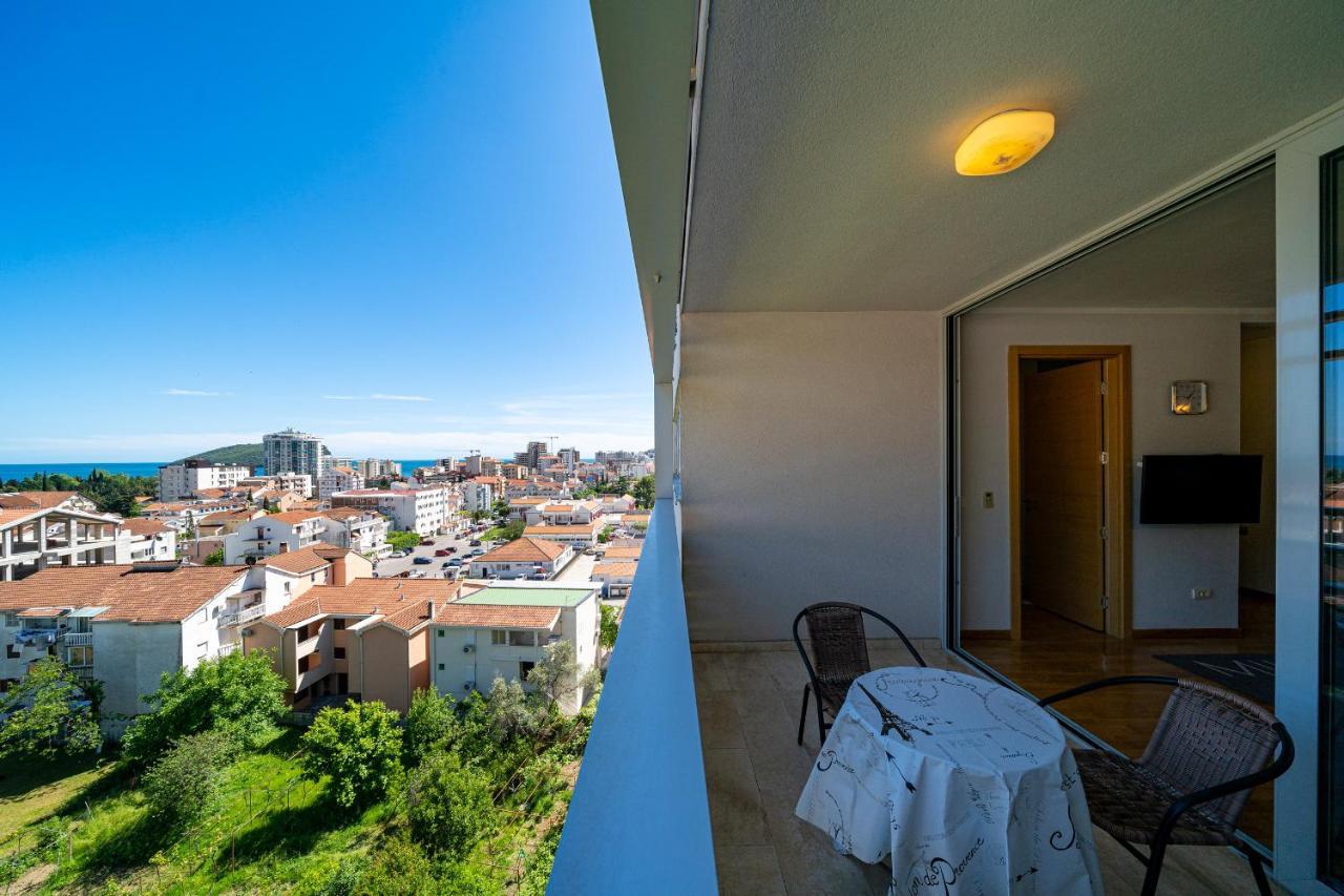 Sea View Apartments In Budva Bagian luar foto