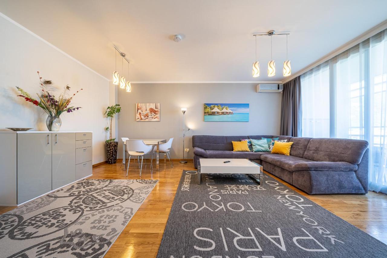 Sea View Apartments In Budva Bagian luar foto