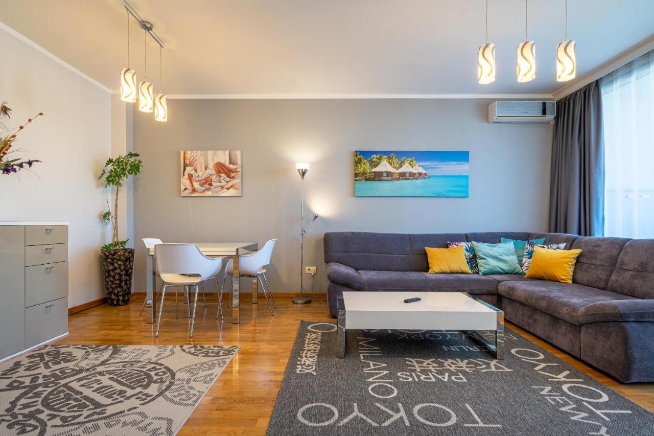 Sea View Apartments In Budva Bagian luar foto